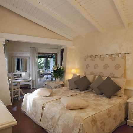 Forte Village Resort - Bouganville Santa Margherita di Pula Zimmer foto